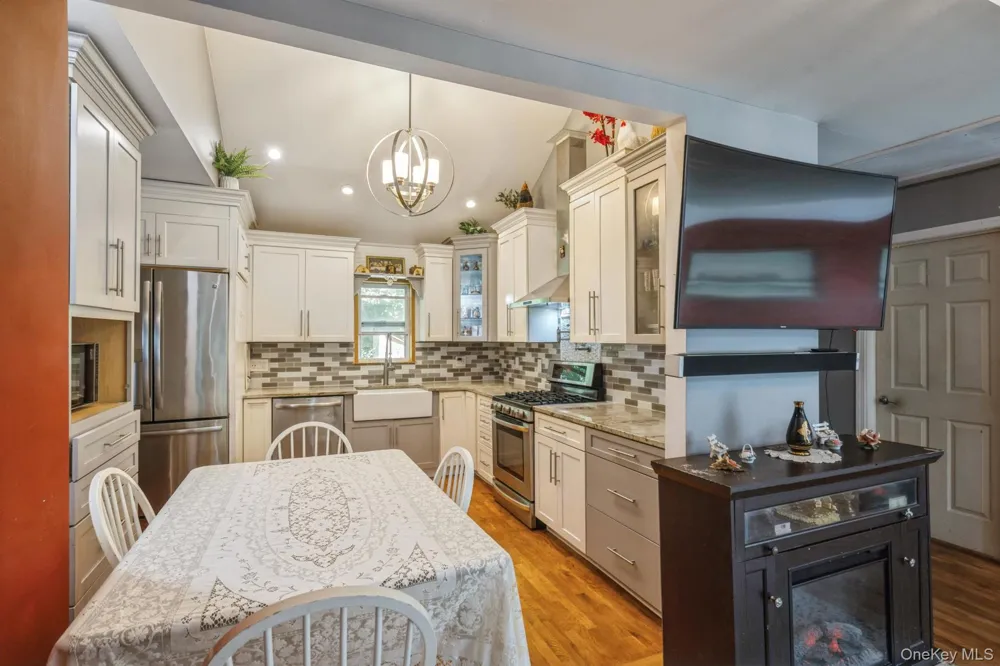 25 Tamarack Road Rocky Point, NY 11778