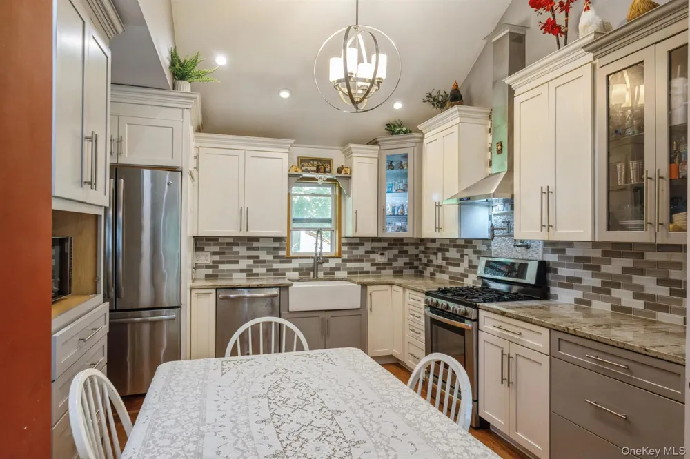 25 Tamarack Road Rocky Point, NY 11778