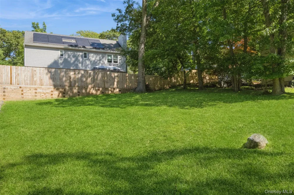 25 Tamarack Road Rocky Point, NY 11778