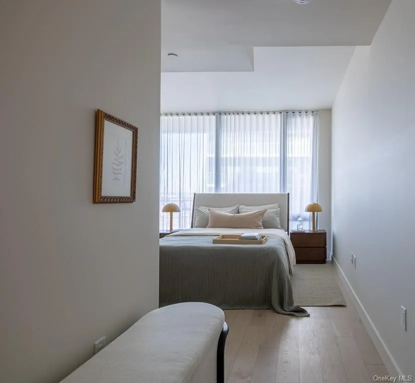 131-01 40th Road #19M Flushing, NY 11354