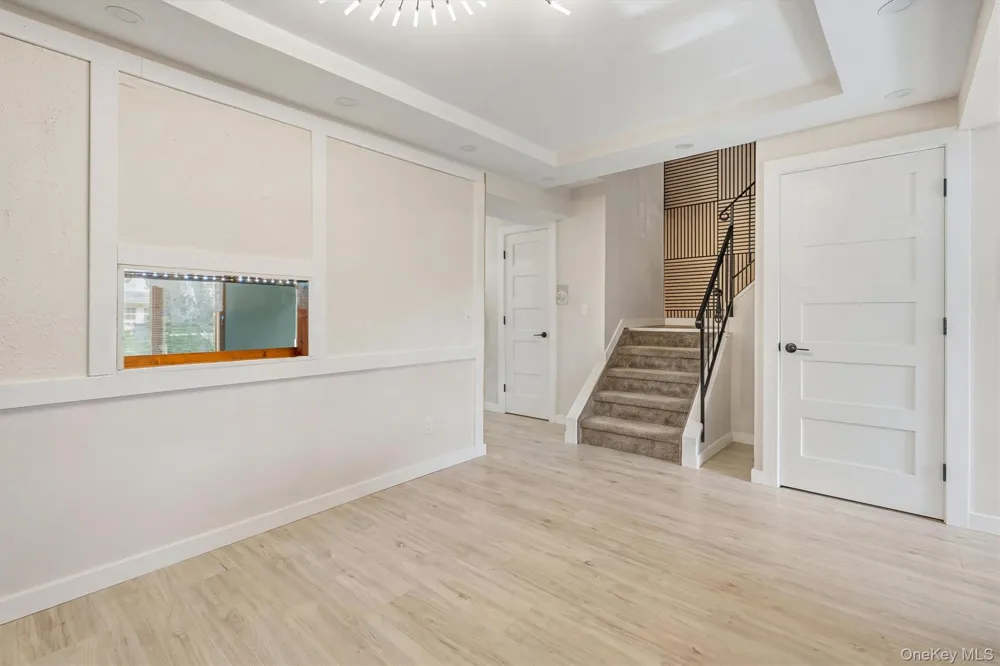 13 Old Anvil Lane Middletown, NY 10940