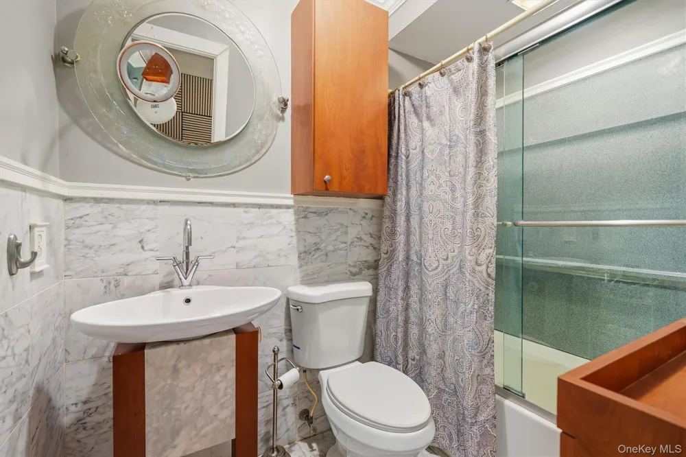 13 Old Anvil Lane Middletown, NY 10940