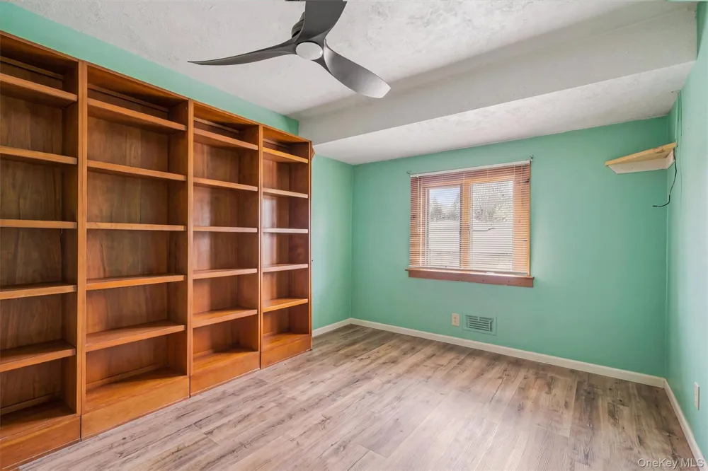 13 Old Anvil Lane Middletown, NY 10940