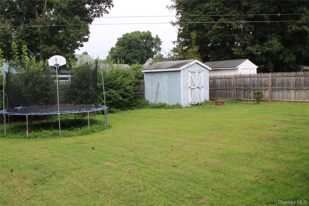 15 Caywood Place Hyde Park, NY 12538