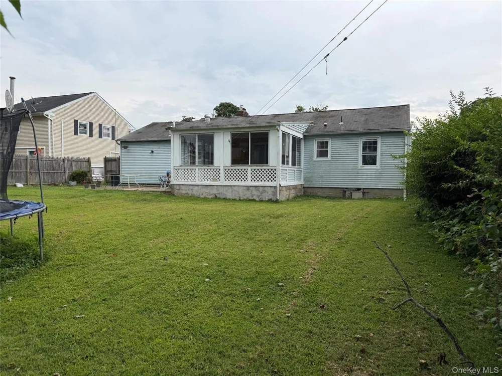 15 Caywood Place Hyde Park, NY 12538