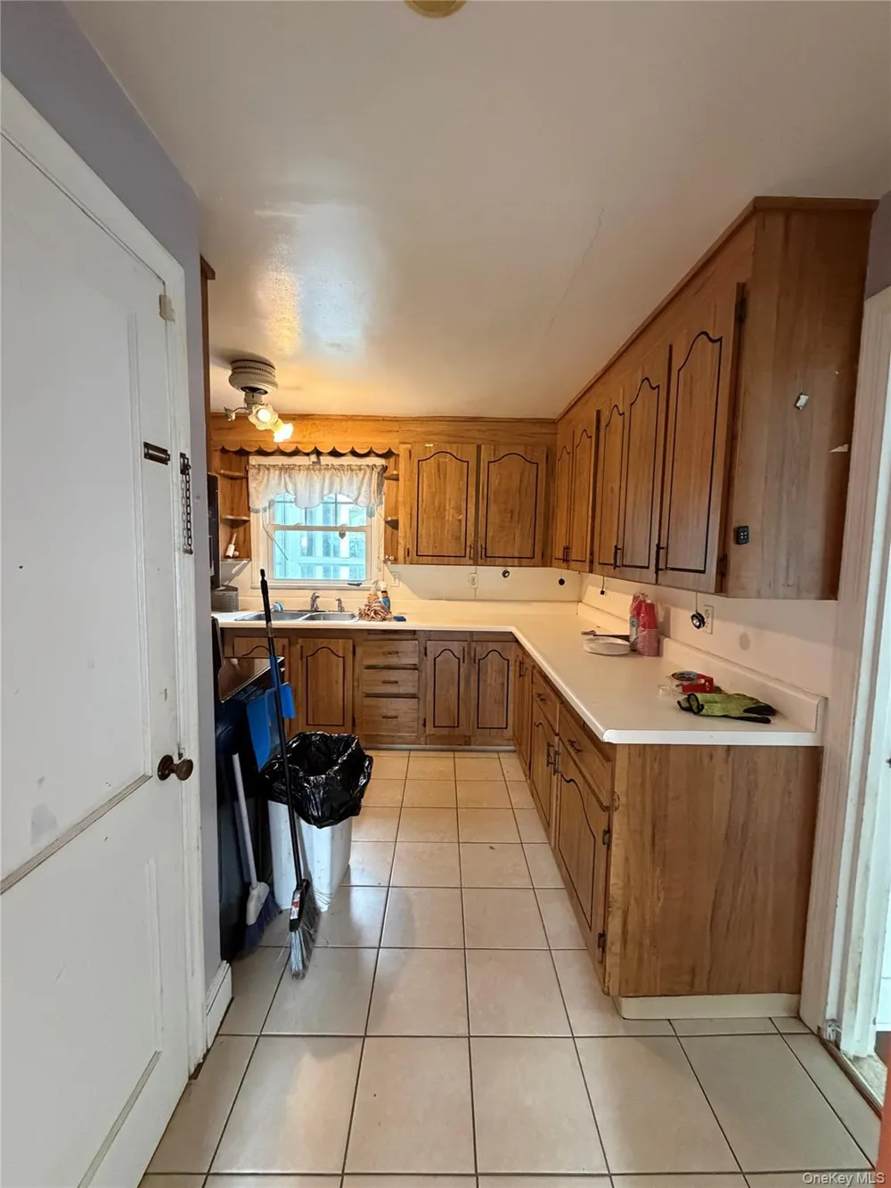 15 Caywood Place Hyde Park, NY 12538