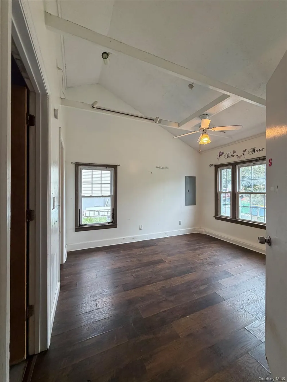 15 Caywood Place Hyde Park, NY 12538