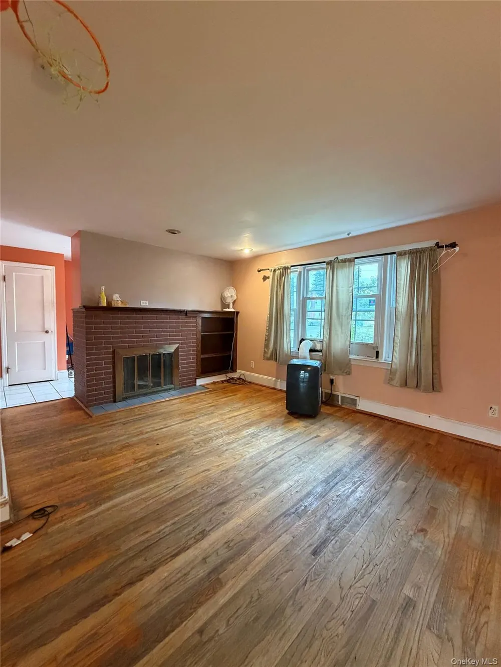 15 Caywood Place Hyde Park, NY 12538