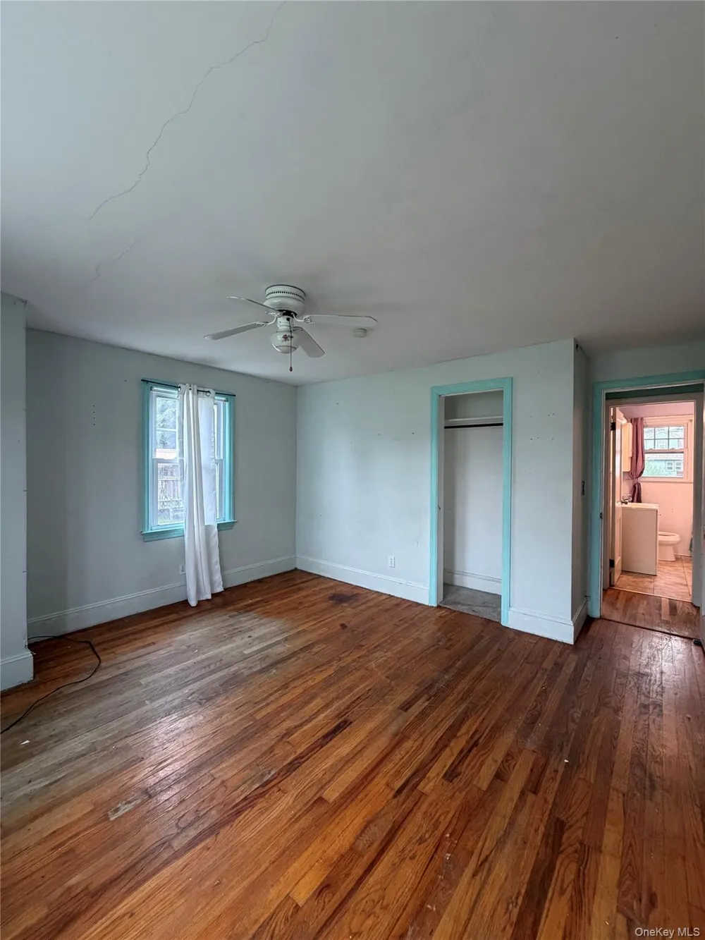 15 Caywood Place Hyde Park, NY 12538