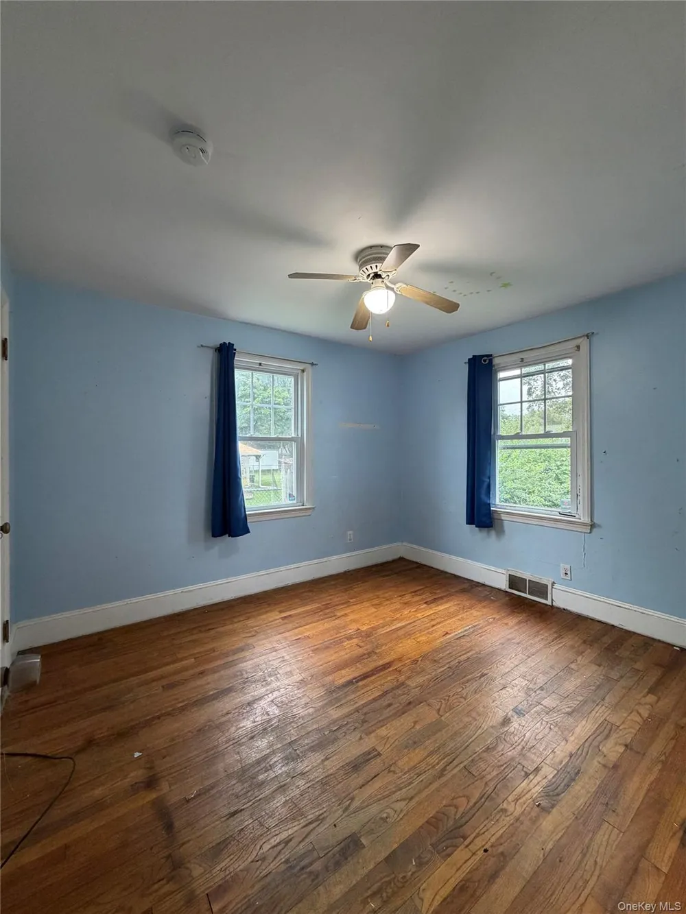 15 Caywood Place Hyde Park, NY 12538