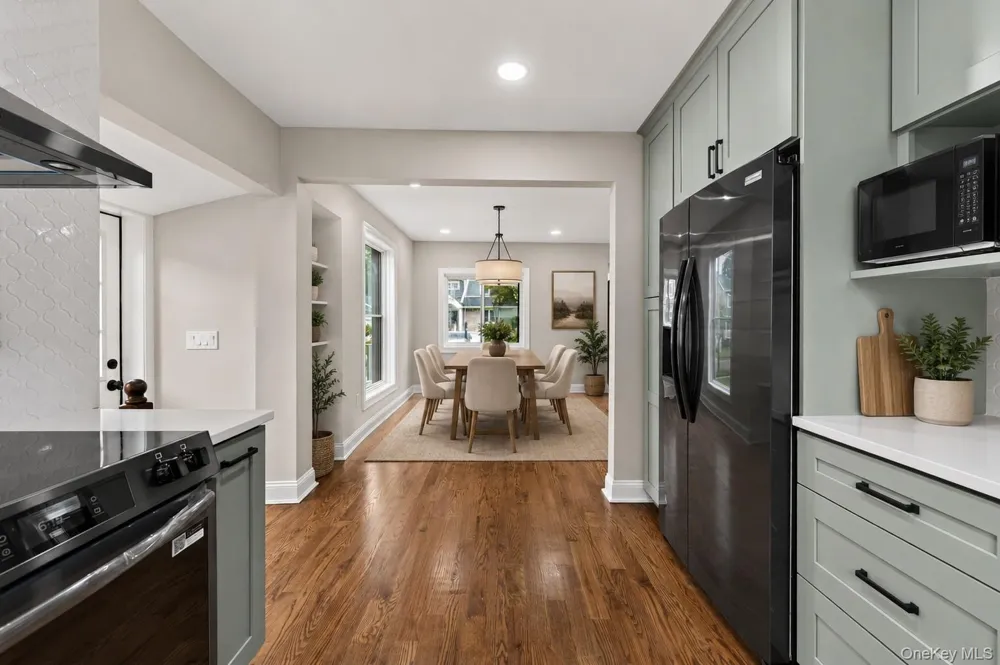 203 Massachusetts Avenue Massapequa, NY 11758