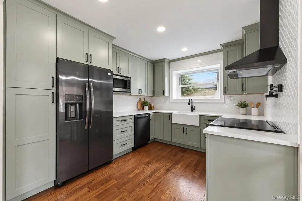 203 Massachusetts Avenue Massapequa, NY 11758
