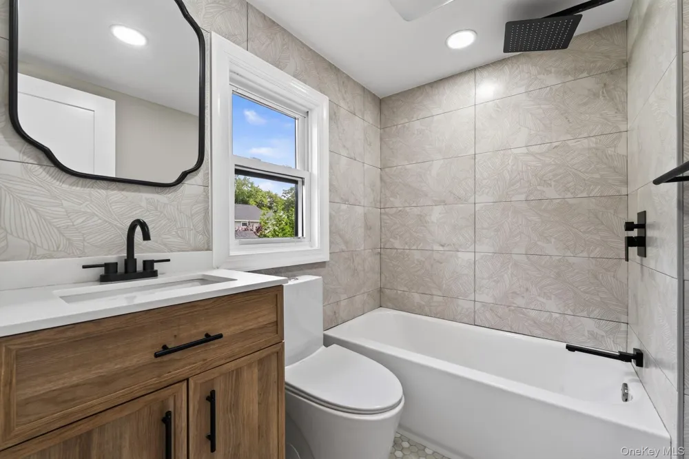 203 Massachusetts Avenue Massapequa, NY 11758