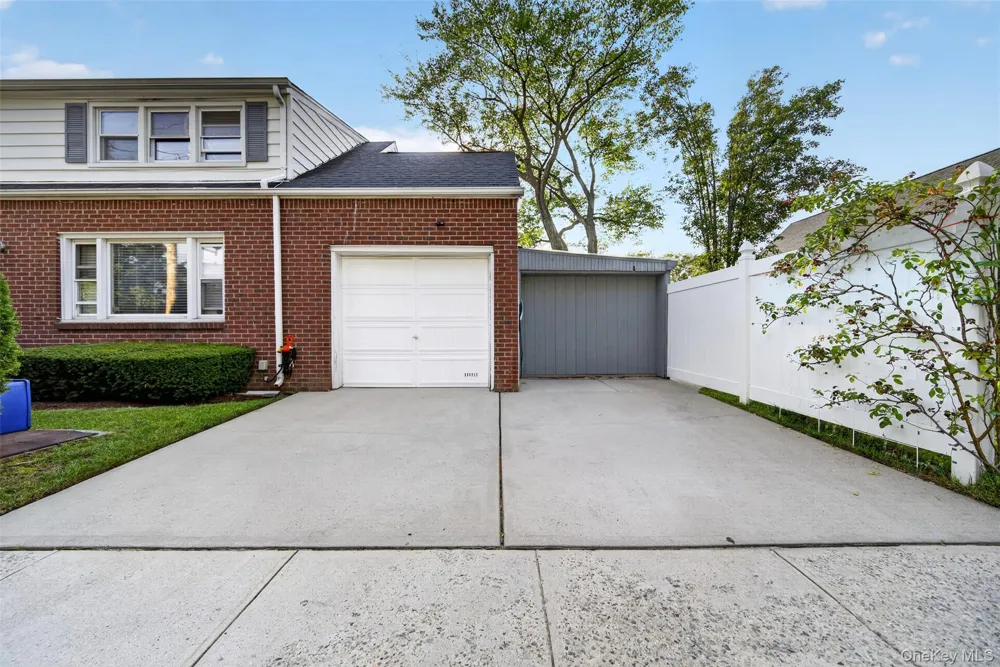 69 Stewart Avenue Garden City, NY 11530