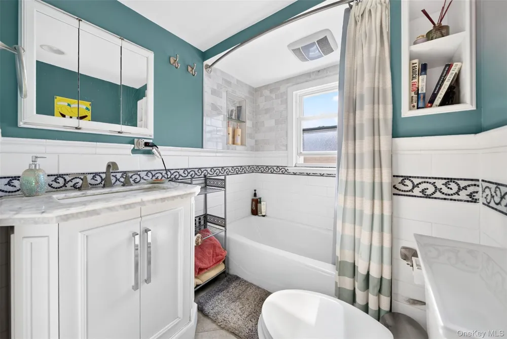 69 Stewart Avenue Garden City, NY 11530