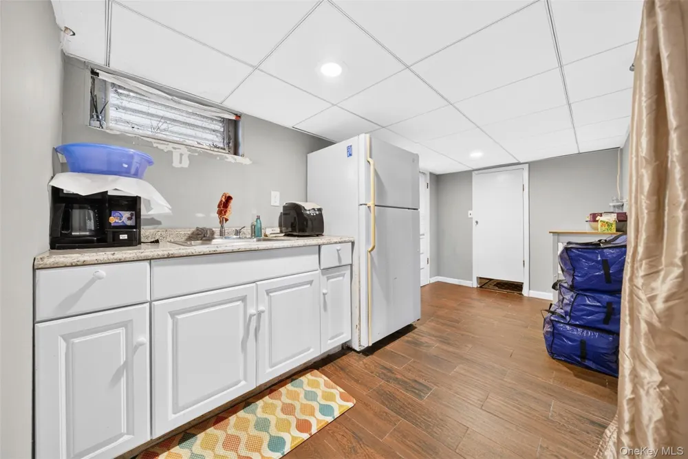 69 Stewart Avenue Garden City, NY 11530