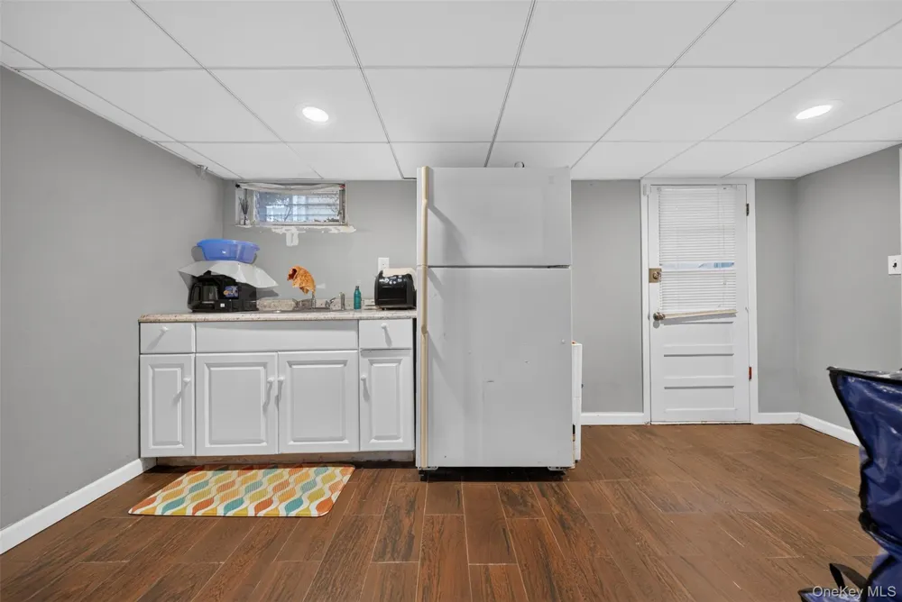 69 Stewart Avenue Garden City, NY 11530