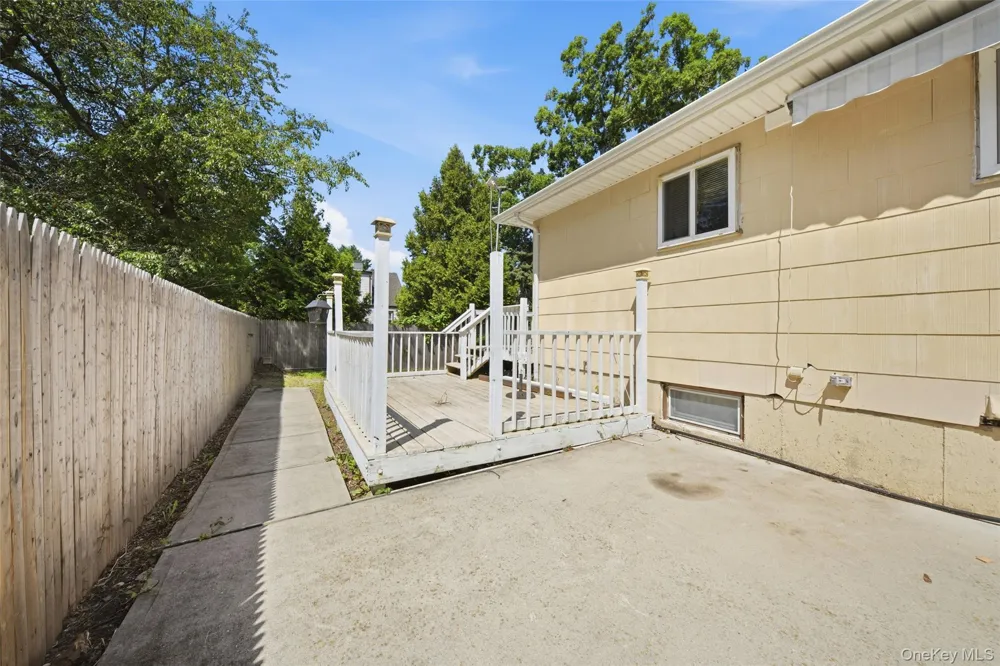 52 15th Street Wyandanch, NY 11798