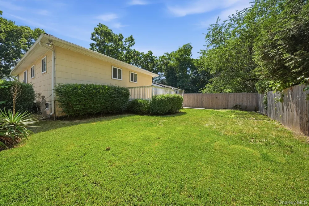 52 15th Street Wyandanch, NY 11798