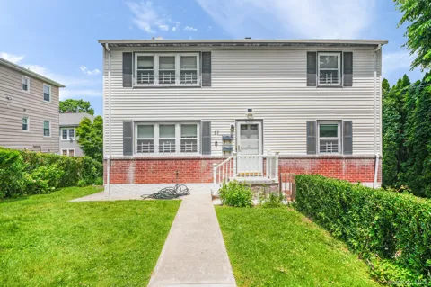51 Bradley Street #1
