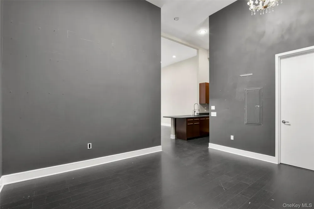 25 Leroy Place #PH7 New Rochelle, NY 10805