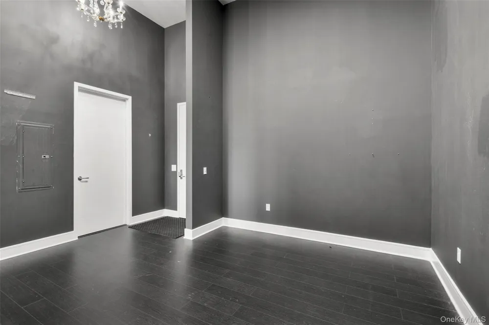 25 Leroy Place #PH7 New Rochelle, NY 10805