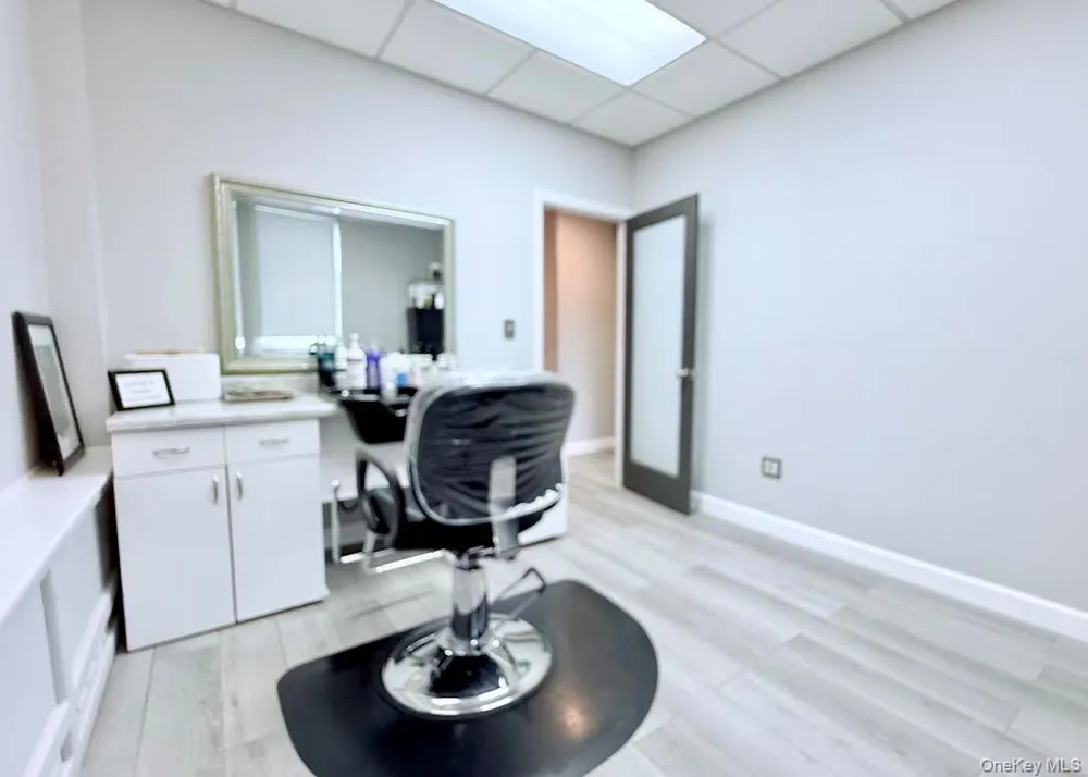 168 E Boston Post Road Mamaroneck, NY 10543