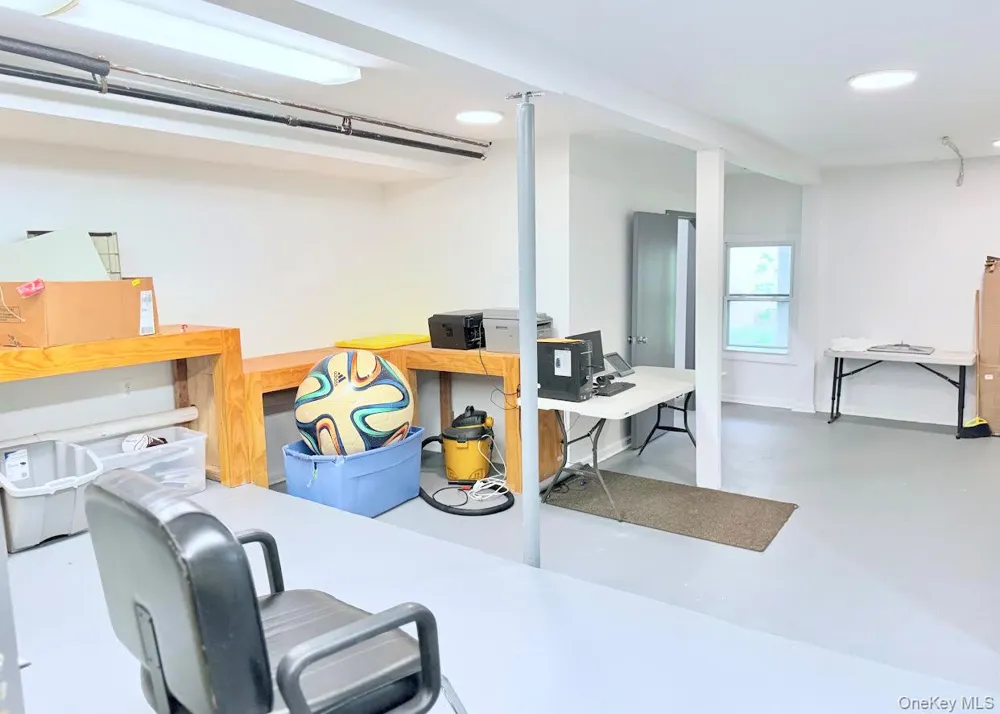 168 E Boston Post Road Mamaroneck, NY 10543