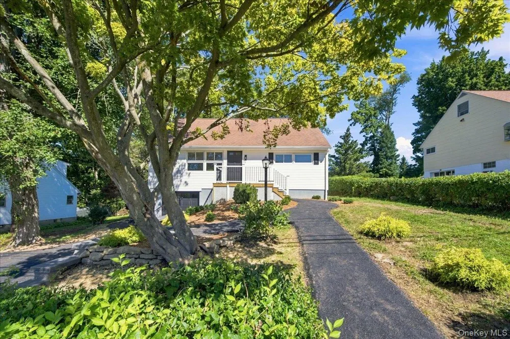 724 Locksley Road Yorktown Heights, NY 10598