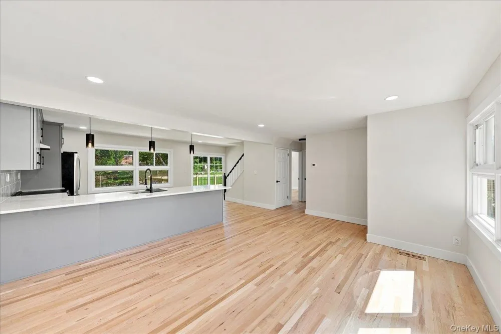 724 Locksley Road Yorktown Heights, NY 10598