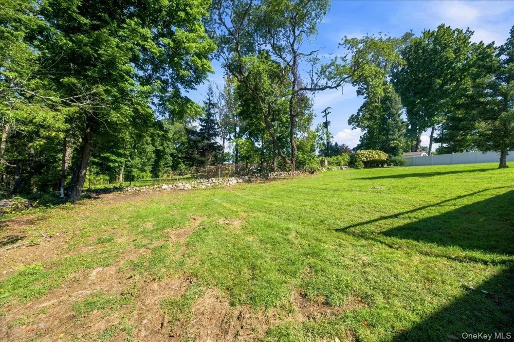 724 Locksley Road Yorktown Heights, NY 10598