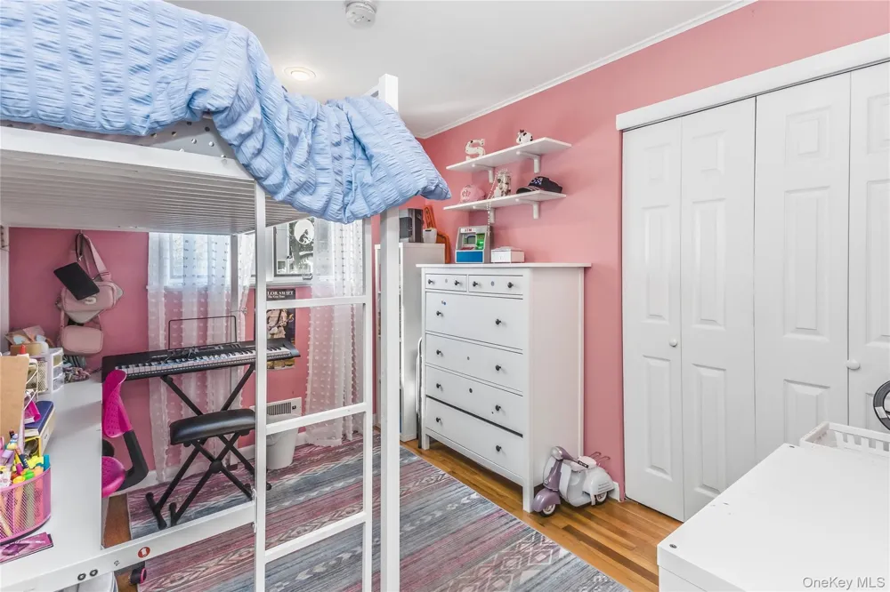 78 Little Plains Road Huntington, NY 11743