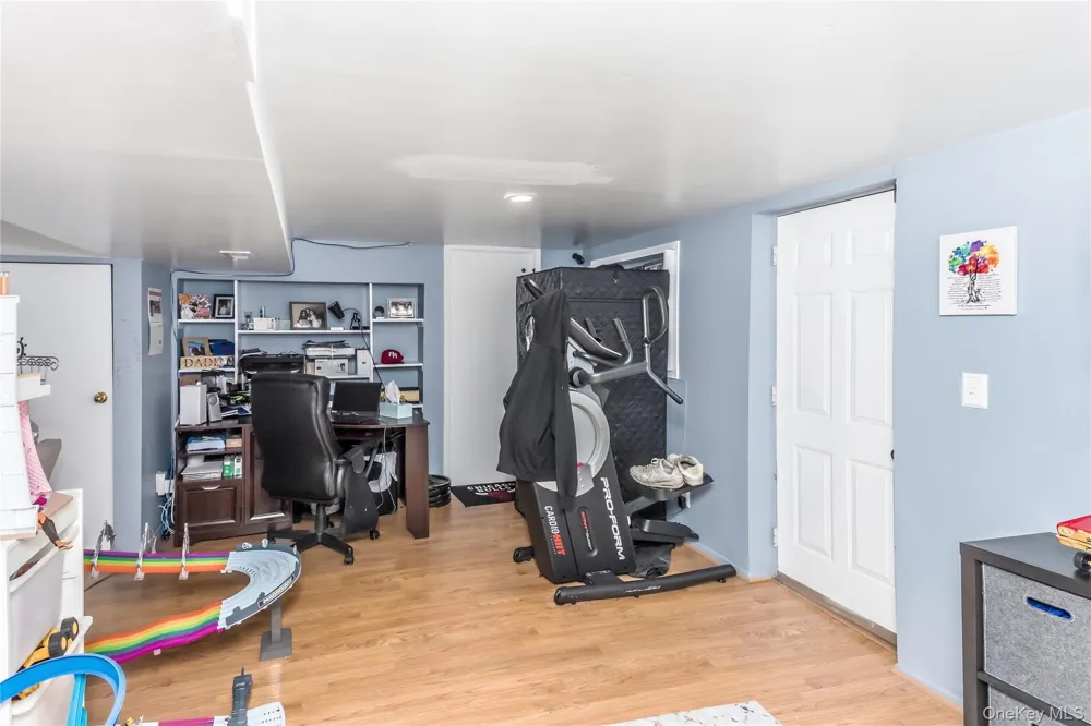 78 Little Plains Road Huntington, NY 11743
