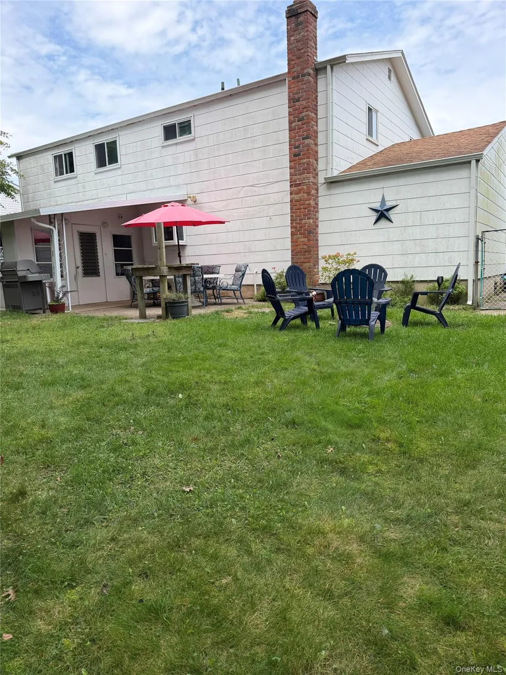 38 Appel Drive E Shirley, NY 11967