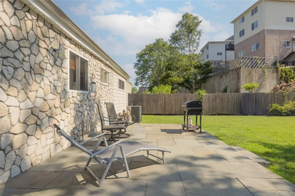 458 Midland Avenue Yonkers, NY 10704