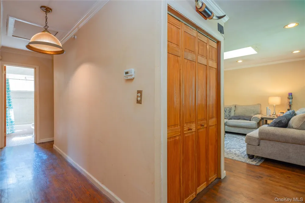 458 Midland Avenue Yonkers, NY 10704