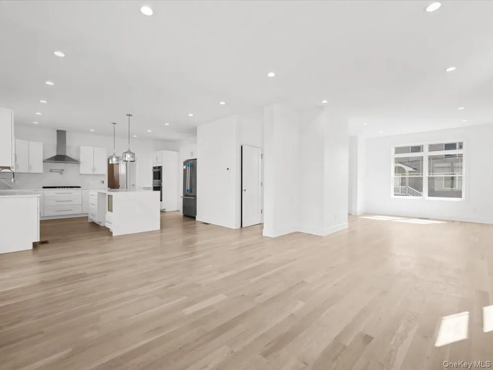 2849 Alder Road Bellmore, NY 11710