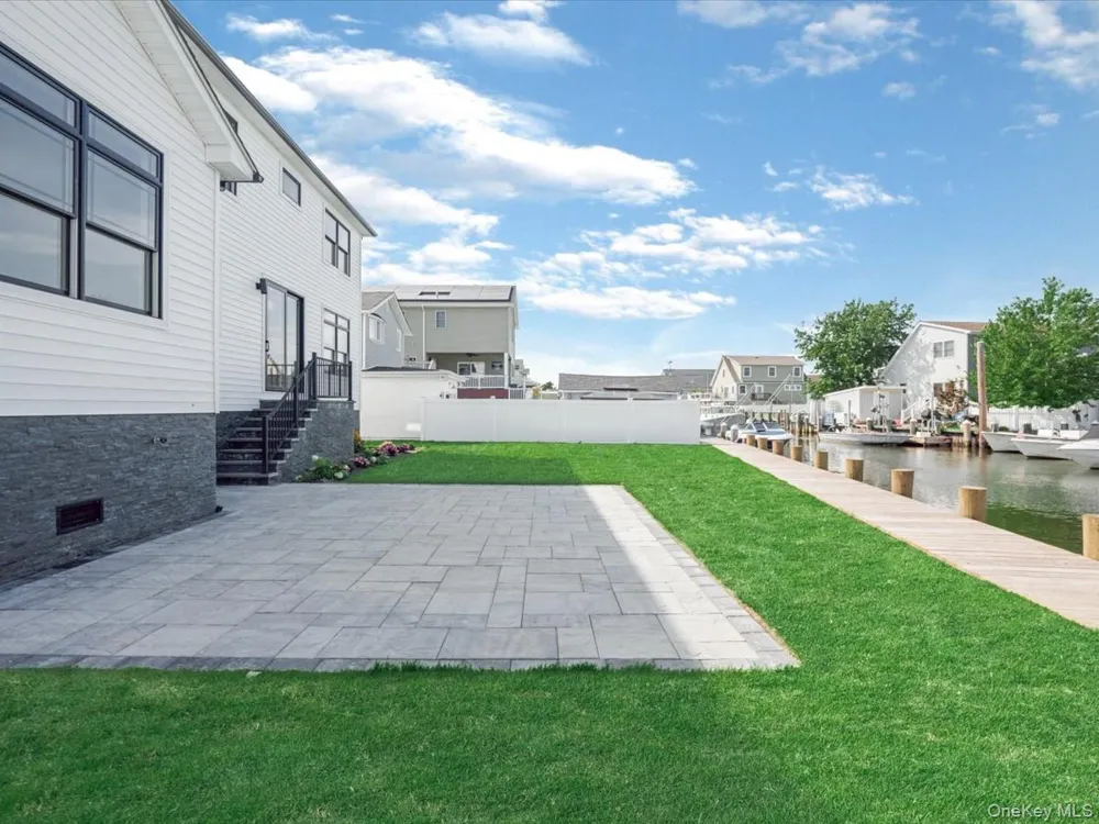 2849 Alder Road Bellmore, NY 11710