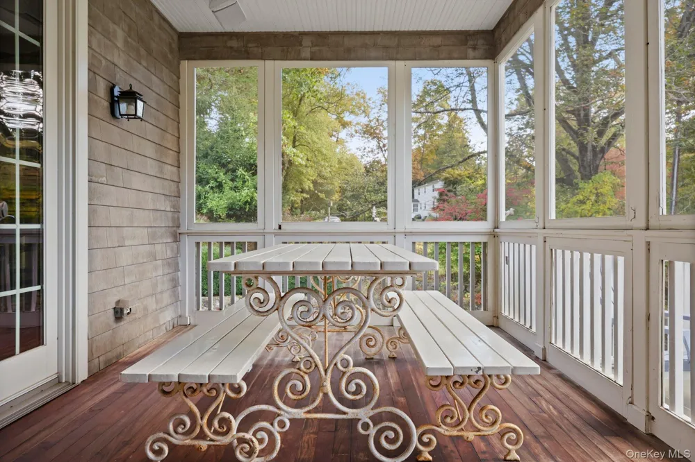 10 Hickory Lane Bedford, NY 10506