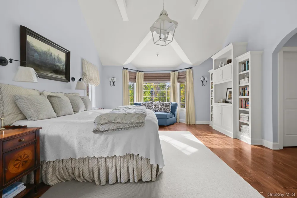 10 Hickory Lane Bedford, NY 10506