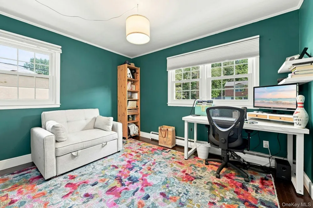 39 Harriet Lane Huntington, NY 11743