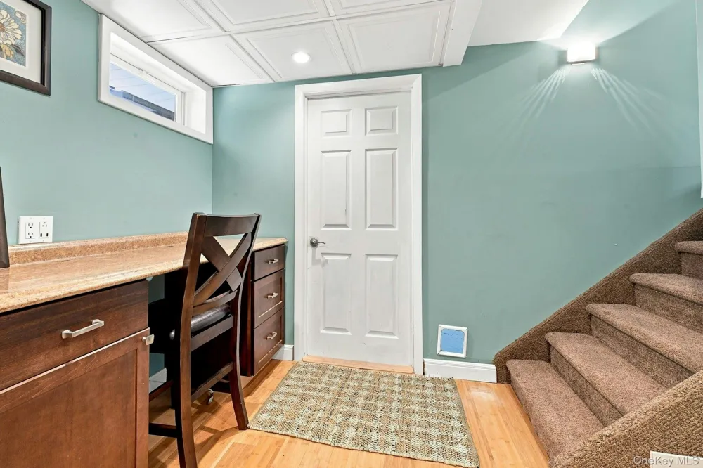 39 Harriet Lane Huntington, NY 11743