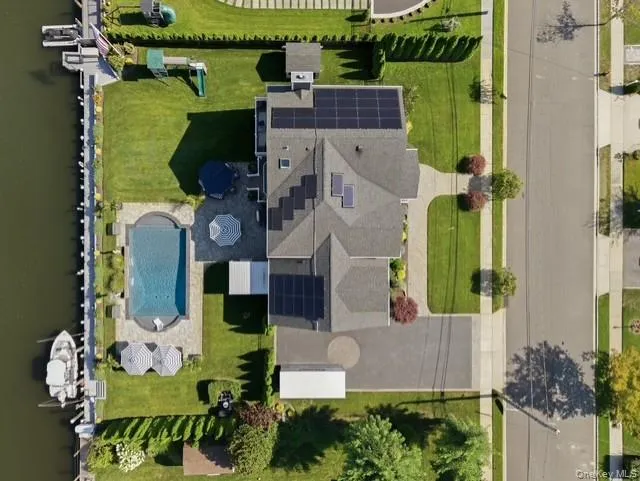 40 Highwater Avenue Massapequa, NY 11758