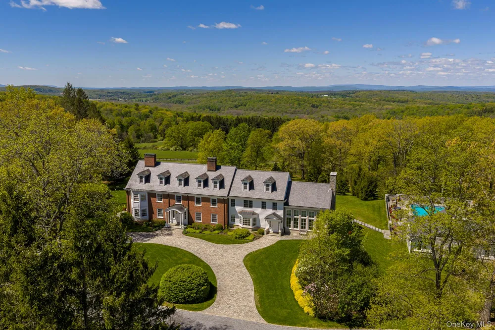 482 Overlook Road Millbrook, NY 12545