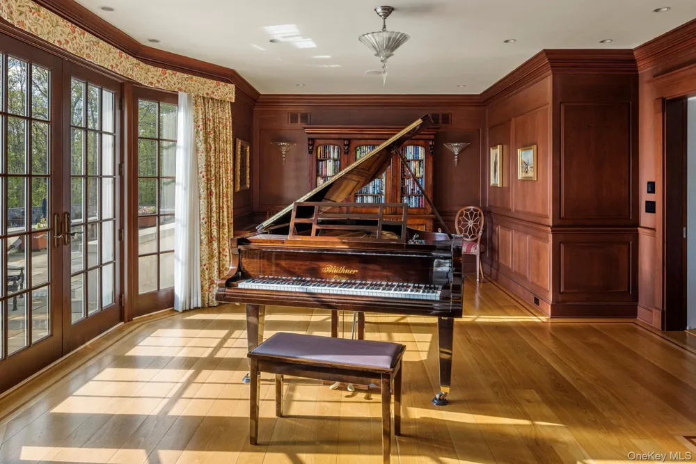 482 Overlook Road Millbrook, NY 12545