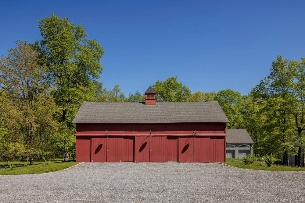 482 Overlook Road Millbrook, NY 12545