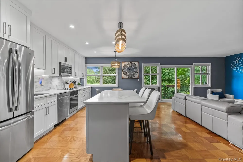 73 Lorraine Terrace #325 Mount Vernon, NY 10553