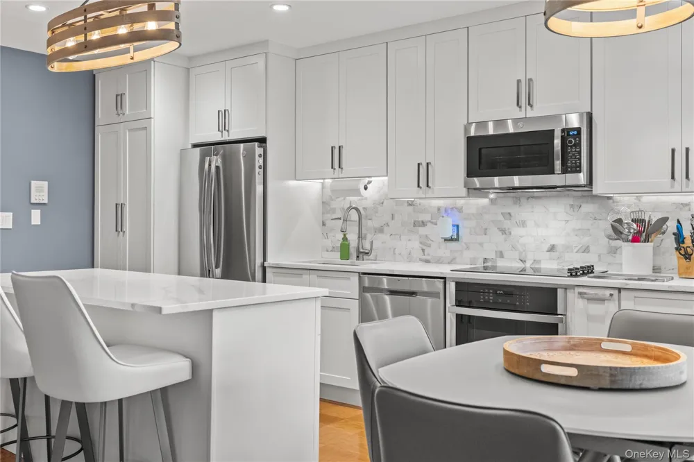 73 Lorraine Terrace #325 Mount Vernon, NY 10553
