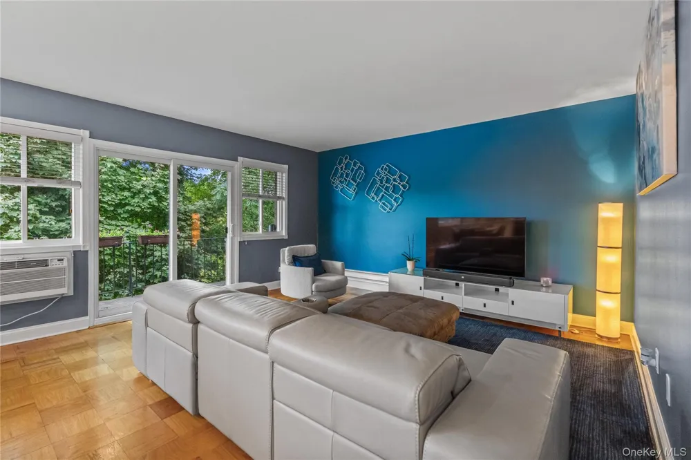 73 Lorraine Terrace #325 Mount Vernon, NY 10553