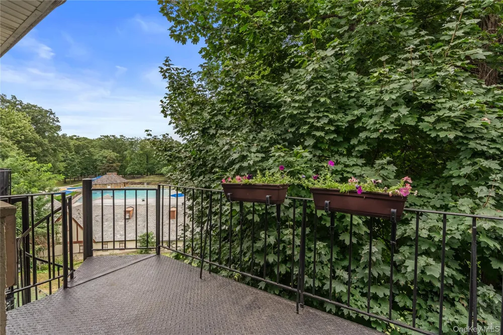 73 Lorraine Terrace #325 Mount Vernon, NY 10553